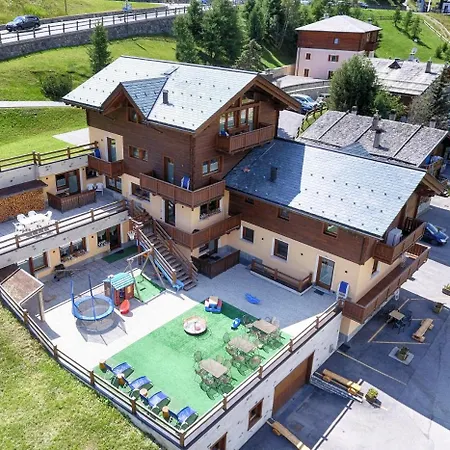 Cusini Aparthotel 3*