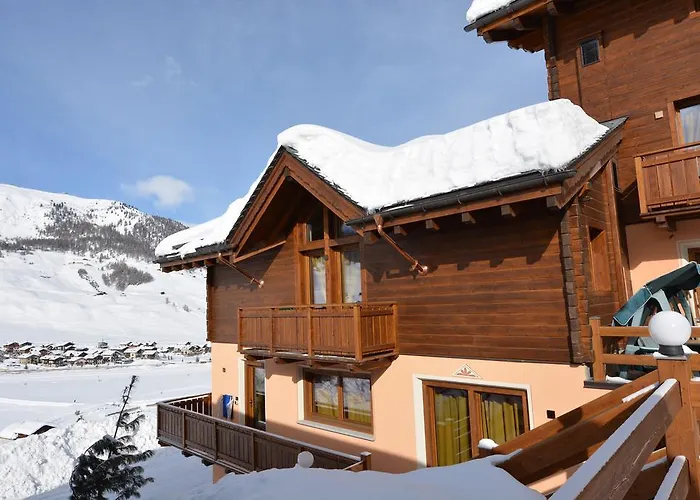 Aparthotel Baita Cusini 3*