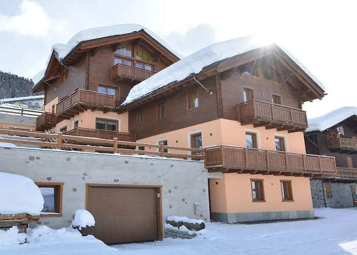 Aparthotel Baita Cusini 3*