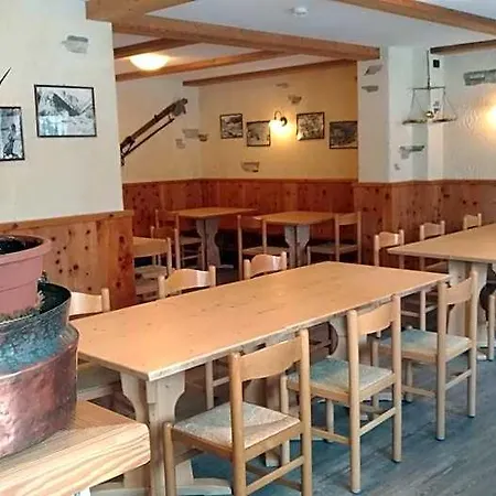Cusini Lägenhetshotell 3*