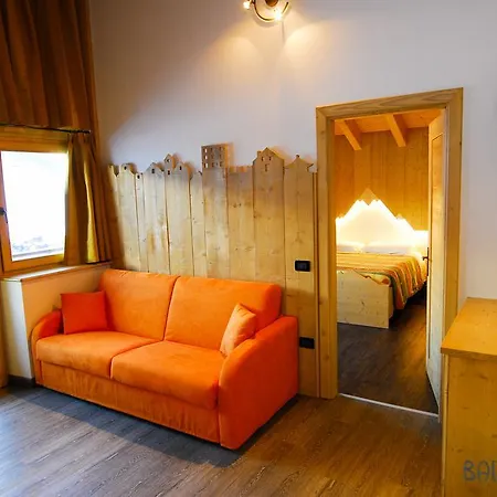 Cusini Aparthotel 3*