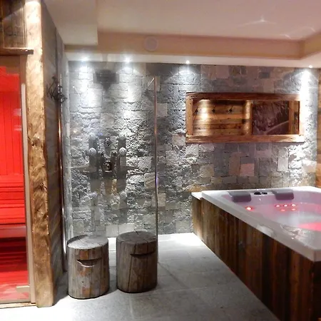 Aparthotel Cusini
