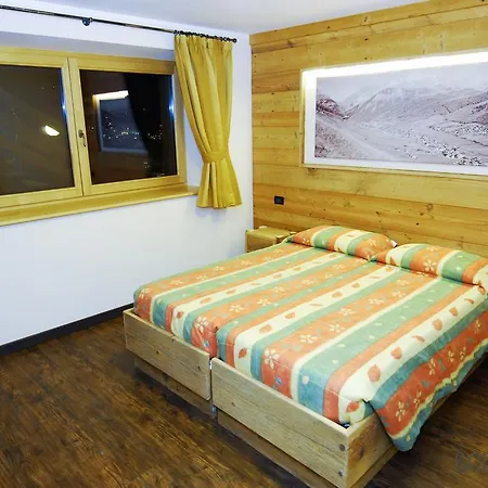 Cusini Aparthotel 3*