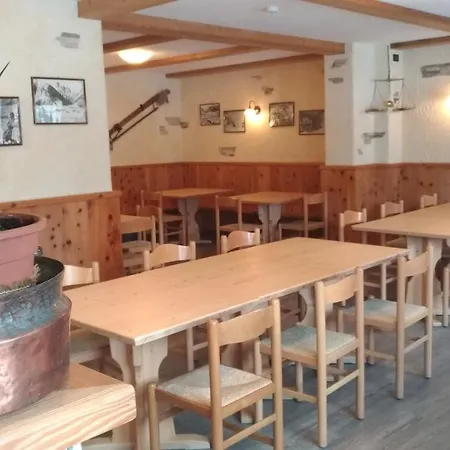 Cusini Aparthotel